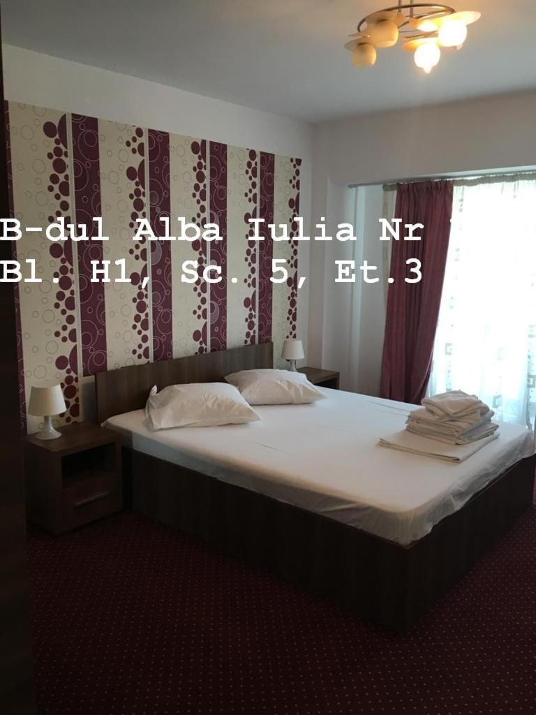 Alba Iulia Square - Apartments And Studios 布加勒斯特 客房 照片