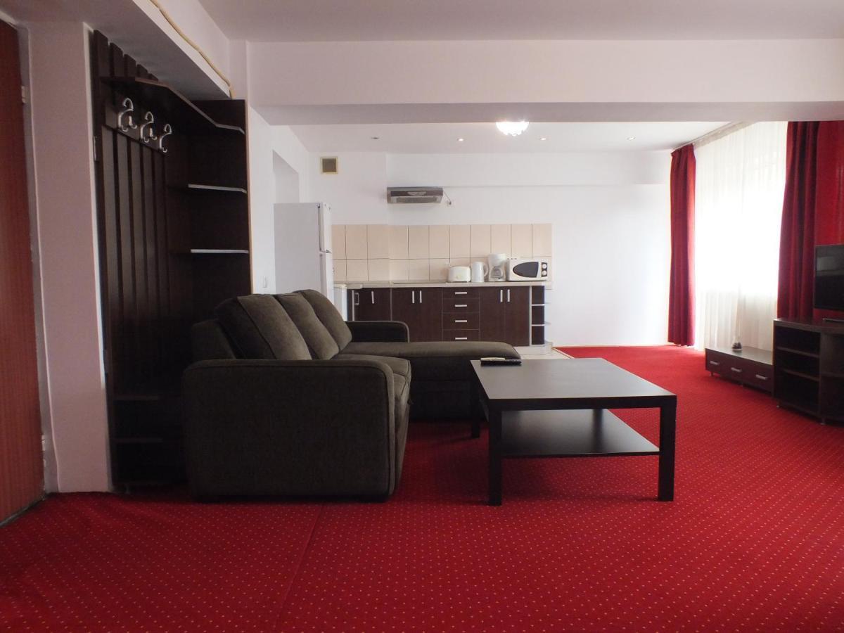 Alba Iulia Square - Apartments And Studios 布加勒斯特 外观 照片