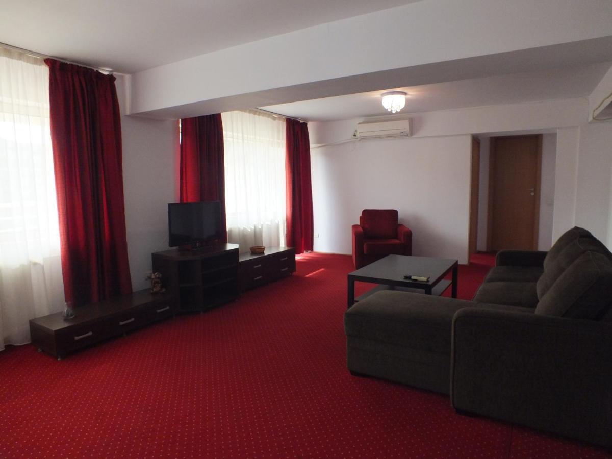 Alba Iulia Square - Apartments And Studios 布加勒斯特 外观 照片